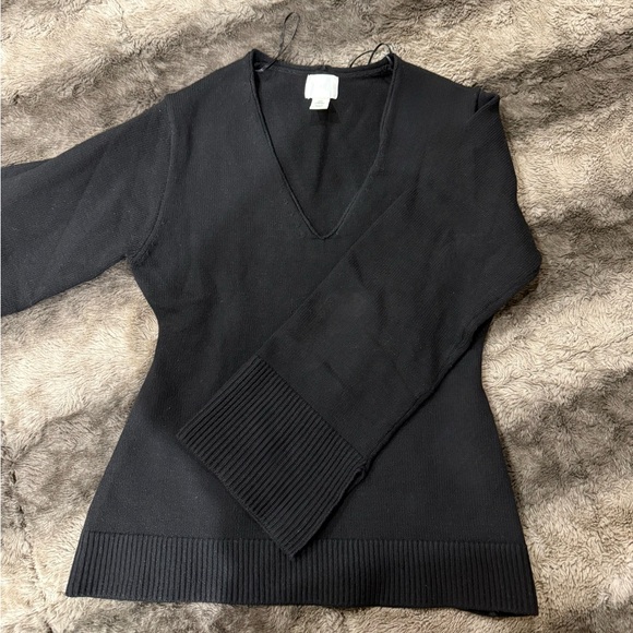 V-neck sweater - Picture 3 of 5